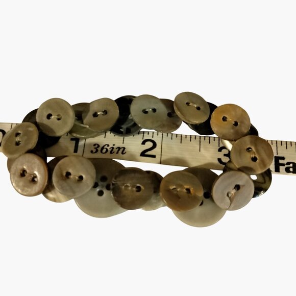 Vintage Gray Button Bracelet Handmade Unique Design - Picture 3 of 4